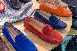 Mokassin-Schuhe in verschiedenen Farben bei der Boot Düsseldorf 2018
