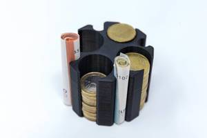 Money storage for coins and notes