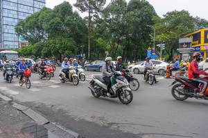 Motorroller Verkehr im Bezirk 1 in Bangkok