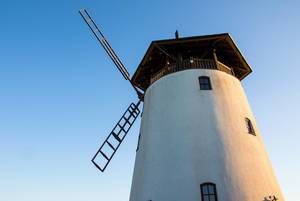 Nahaufnahme einer alten Windmühle in Süd-Mähren, Tschechien