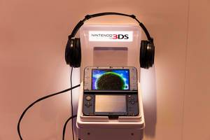 Nintendo 3DS und Kopfhörer - Gamescom 2017, Köln