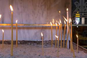 Opferkerzen in der Kirche Hagios Demetrios