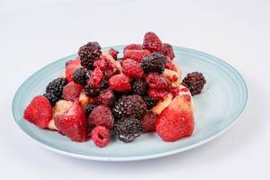 Raspberry Blackberry and Banana mixture on the plate (Flip 2019)