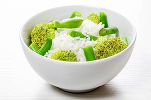 Rice with asparagus and broccoli in a bowl (Flip 2019)