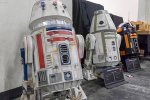 Roboter aus verschiedenen Star Wars Episoden