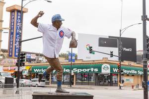 Ron Santo statue with shirt at Wrigley Field