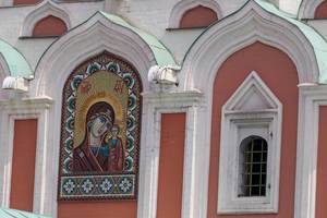 Saint Mary and Jesus mural made of tiles on outside wall of a Moscow church