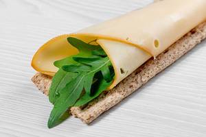 Sandwich with cheese, rucola and diet bread (Flip 2019)