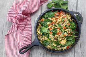Scrambles Eggs with Red Pepper and Spinach Top View