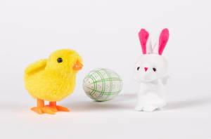 Small chicken and rabbit with Easter egg