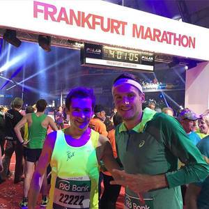 So much fun today. Marathon Relay, German Marathon Record and a Charity Run /w @janfrodeno and many more. #ASICSFrontrunner #marathon #frankfurtmarathon #ironman #charity #happy #happyrunning