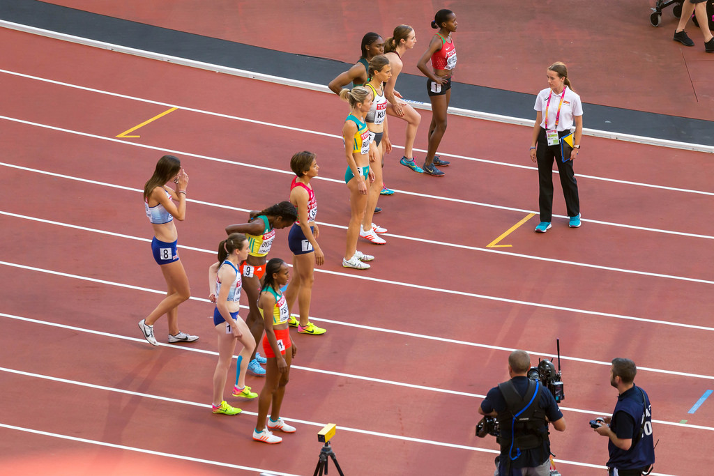 Start des 1500m-Halbfinales der Frauen in London 2017