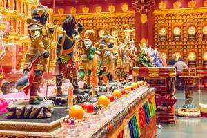 Statues in Buddha Tooth Relic Temple