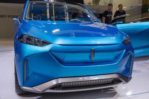 SUV-Weltpremiere des Elektroautos und Konzeptfahrzeugs Wey-S