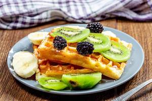 Sweet Belgian waffles with fruit (Flip 2019)