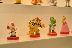 Toad, Bowser, Yoshi und Princessin Peach