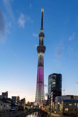 Tokio Skytree Langzeitbelichtung in der blauen Stunde