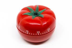 Tomato shaped egg timer for cooking