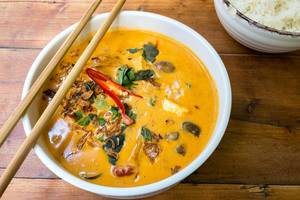 Top View Food Photo of Vietnamese Curry in a Bowl with Rice