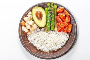 Top view, rice with avocado, tomatoes, asparagus and apples (Flip 2019)