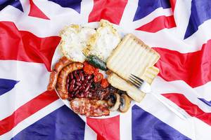 Traditional English breakfast, Union flag background