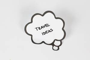 Travel ideas geschrieben auf einer Gedankenblase