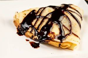 Triangle Pancakes with Chocolate Cream