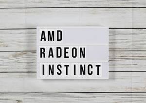 Vega 20 7nm: AMD stellt Radeon Instinct MI60 vor