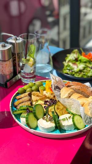 Vegetarian love at the Lamee Rooftop Bar: humus, goat cheese, grilled vegetables, peppers, olives, pastry