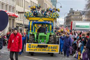 Verein Treuer Husar Blau-Gelb von 1925 beim Rosenmontagszug - Kölner Karneval 2018
