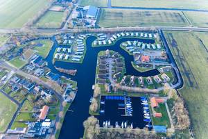 Waterpark Terkaple mit Ferienhäusern und Bootsanlegeplatz, Niederlande