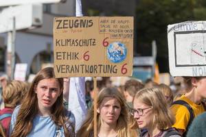 Weltweiter Protesttag der Fridays for Future Schülerbewegung für mehr Klimaschutz