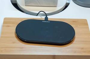 Wireless Charging Pad by Momax