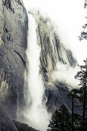 Yosemite Falls-tallest waterfalls in North America