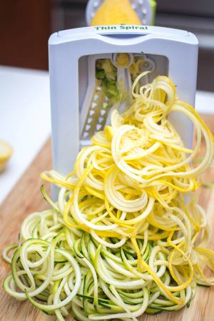 zoodle Spiraliser with Yellow Squash and zucchini